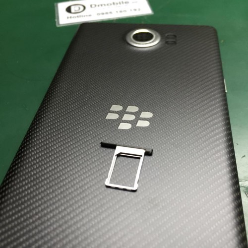 Khay Sim Blackberry Priv